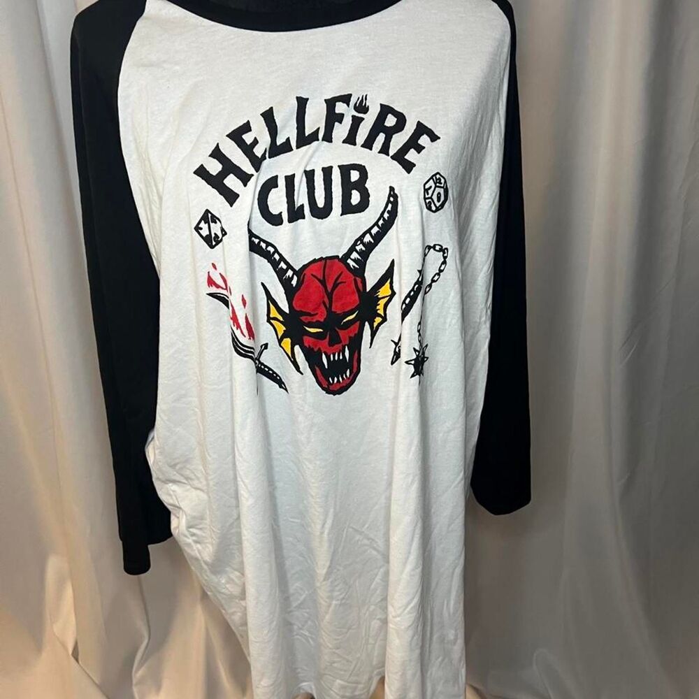 Unbranded Women's White and Black T-shirt
